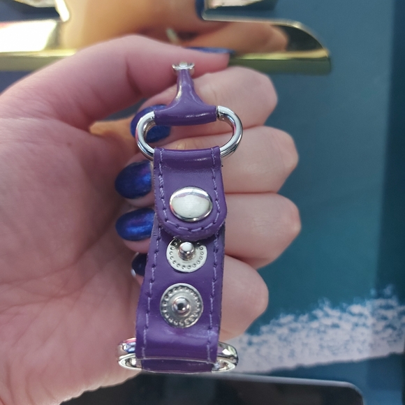 Funky purple watch - Picture 2 of 2